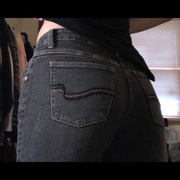 Capris - Picture 2 of 3